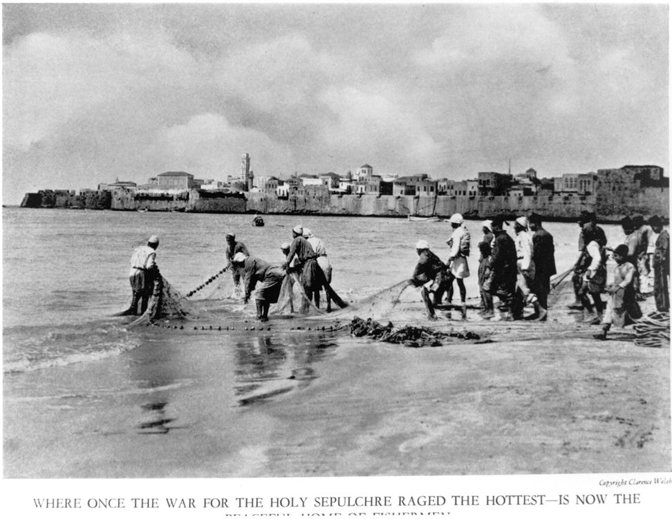 Views of the beach and sea in ‘Akká, c. 1921