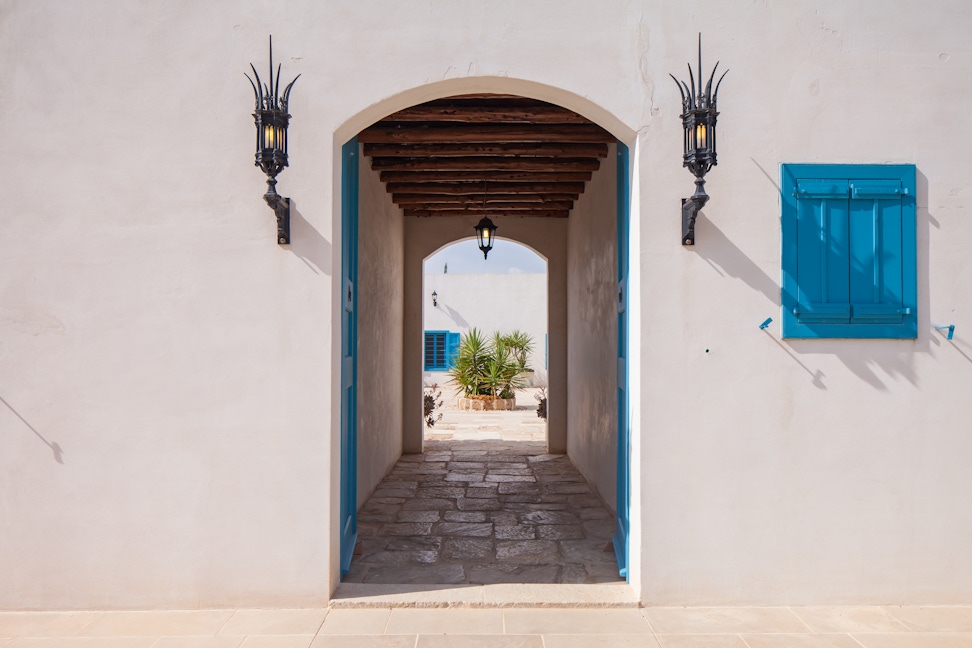 Entrance to farmhouse at Junayn Garden