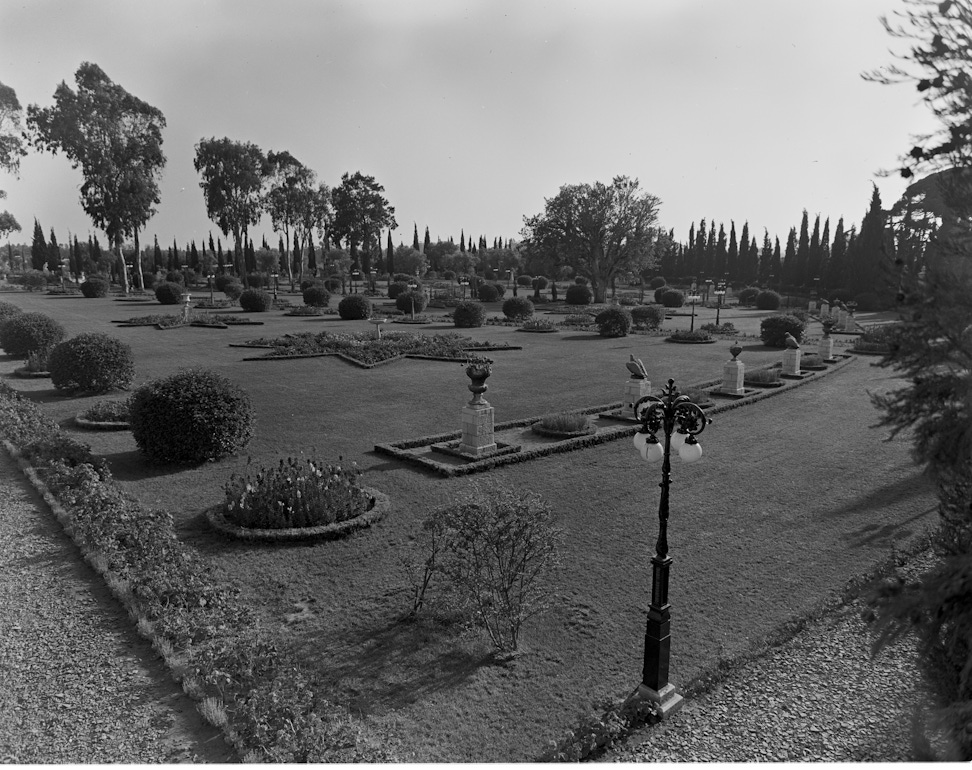 Gardens at Bahjí, 1960s