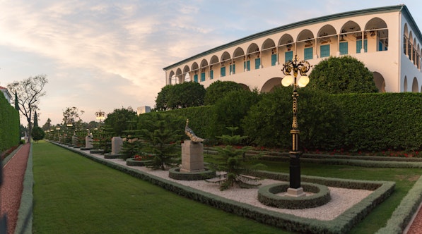 Mansion of Bahjí and surrounding gardens