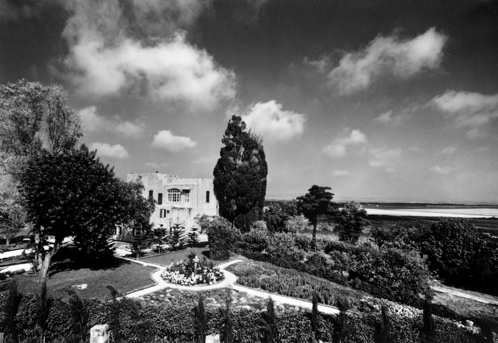 Mansion of Mazra'ih and surrounding gardens, March 1973