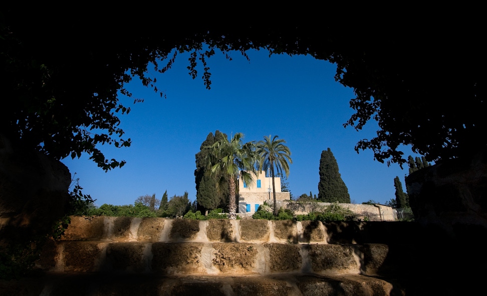 Mansion of Mazra'ih and surrounding gardens