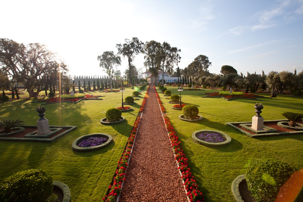 Pathway to the Shrine of Bahá’u’lláh