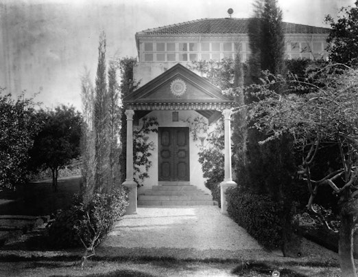 Entrance to the Shrine of Bahá’u’lláh, 1940