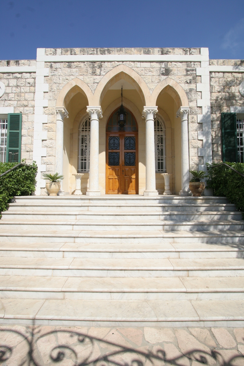 Entrance to 10 Haparsim Street