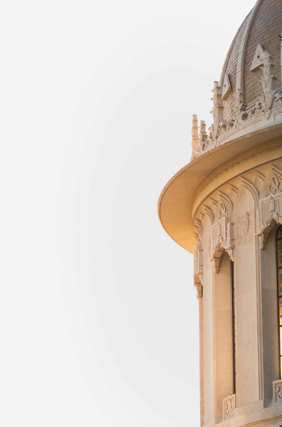 Golden dome and drum of the Shrine of the Báb