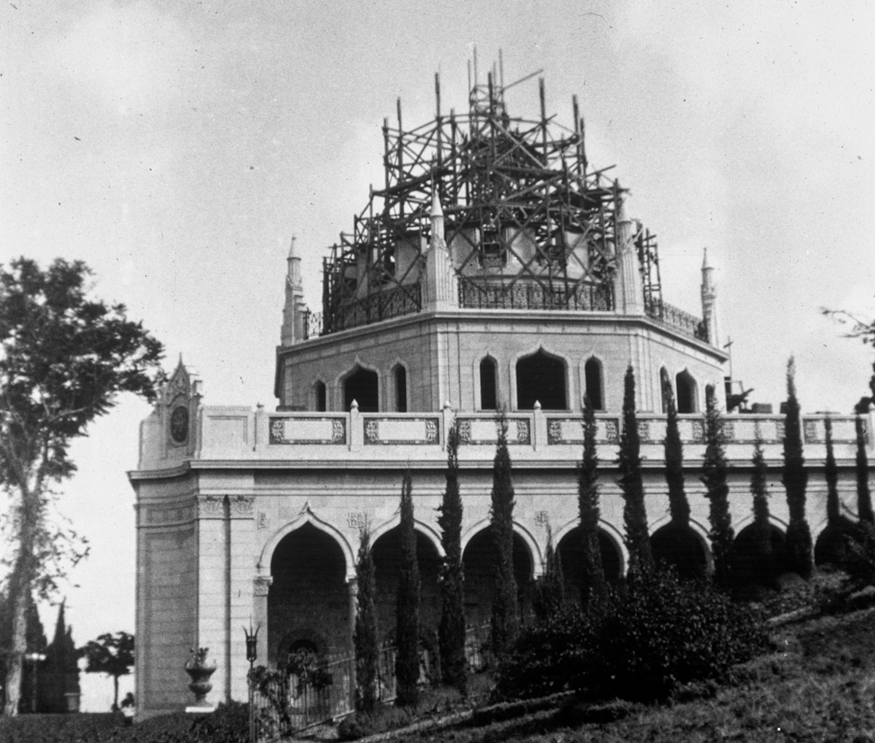 Construction of the Shrine of the Báb, 1950s