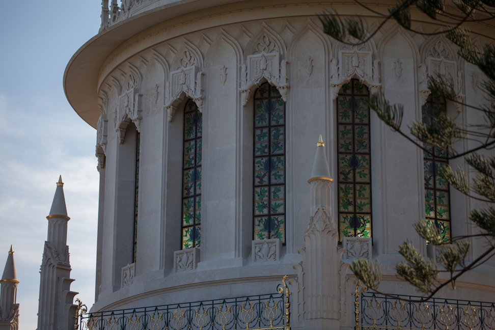 Lancet windows of the Shrine of the Báb