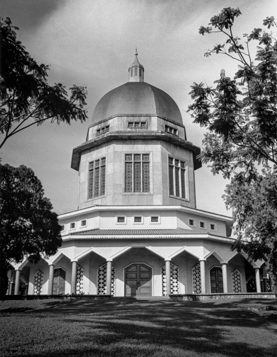 Continental Bahá’í House of Worship of Africa (Kampala, Uganda), 1989