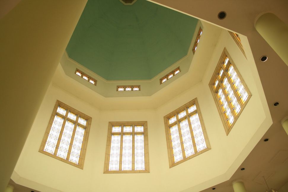 Interior view of the Continental Bahá’í House of Worship of Africa (Kampala, Uganda)