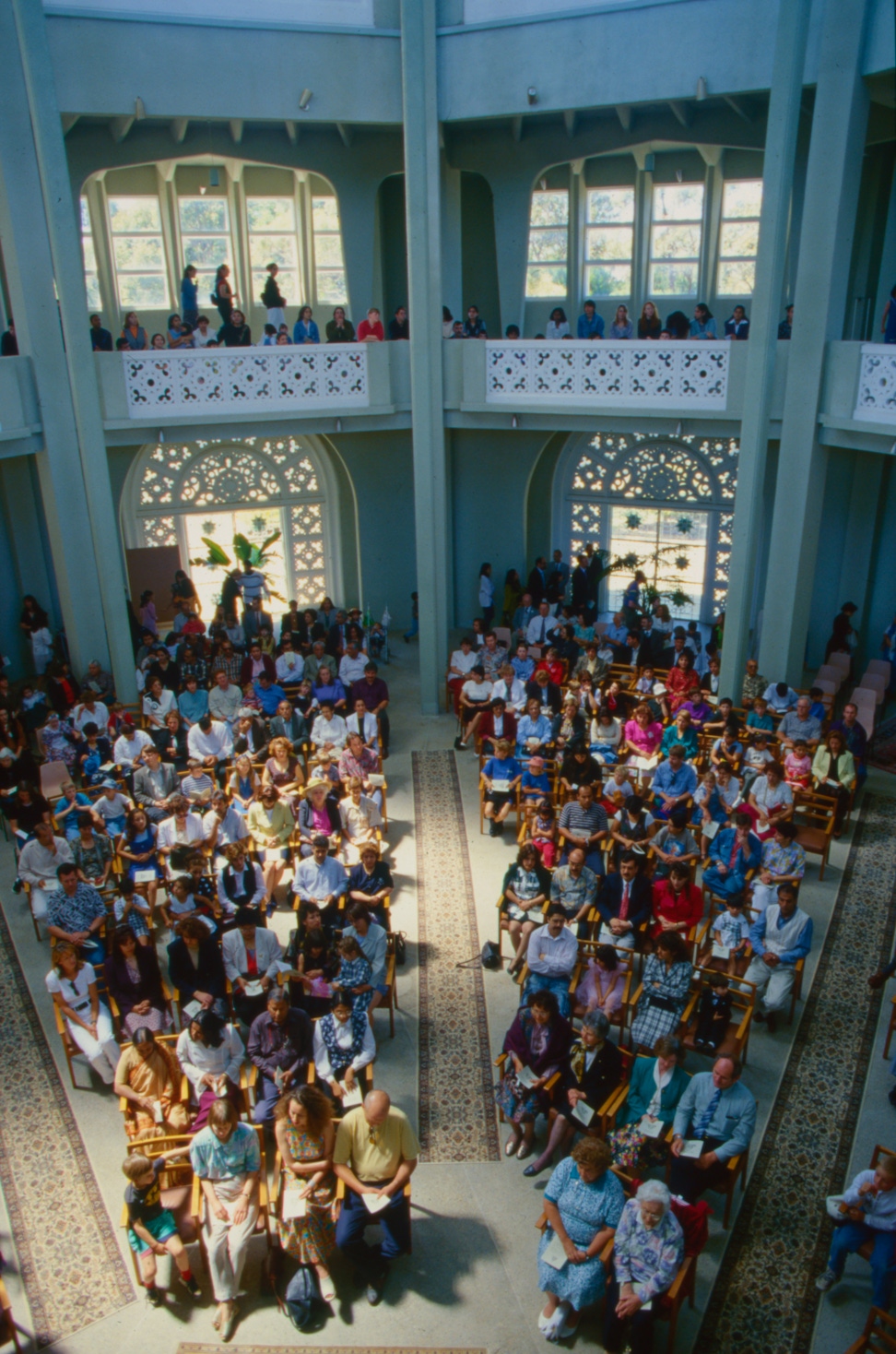 Interior of the Continental Bahá’í House of Worship of Australasia (Sydney, Australia)