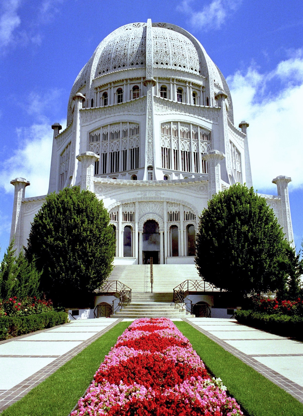 Continental Bahá’í House of Worship of North America (Wilmette, United States)