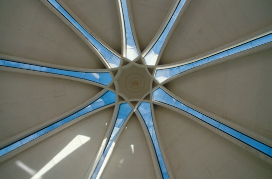 View of the interior of the dome of the Continental Bahá’í House of Worship of the Pacific (Apia, Samoa)