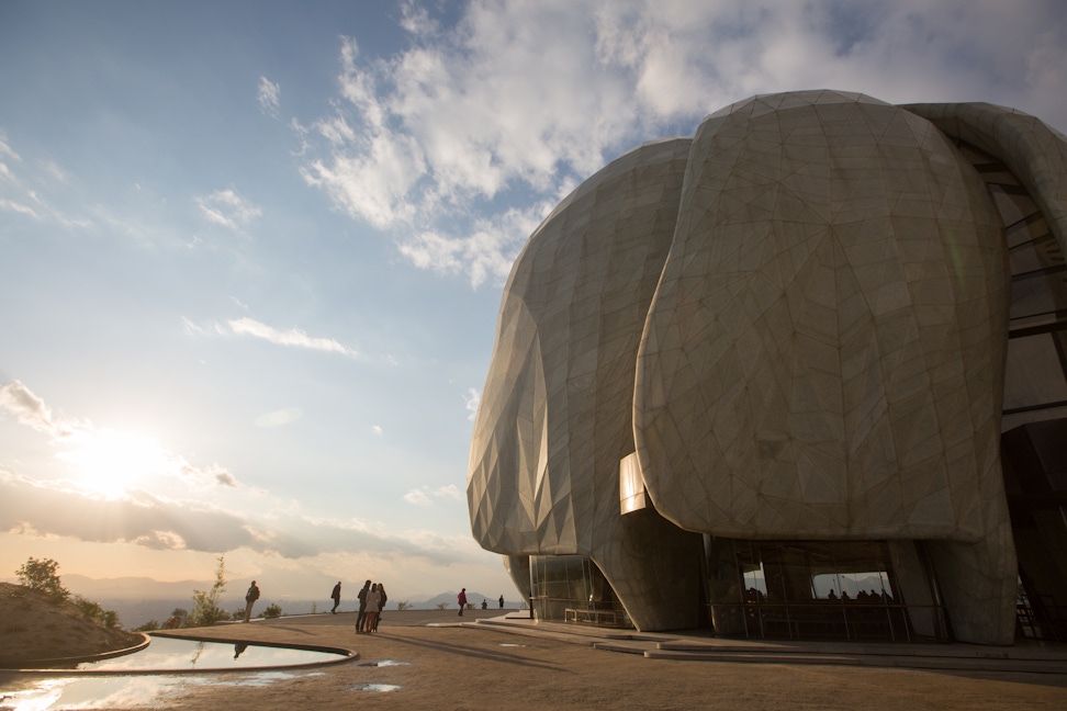 Visitors on the grounds of the Continental Bahá’í House of Worship of South America (Santiago, Chile)