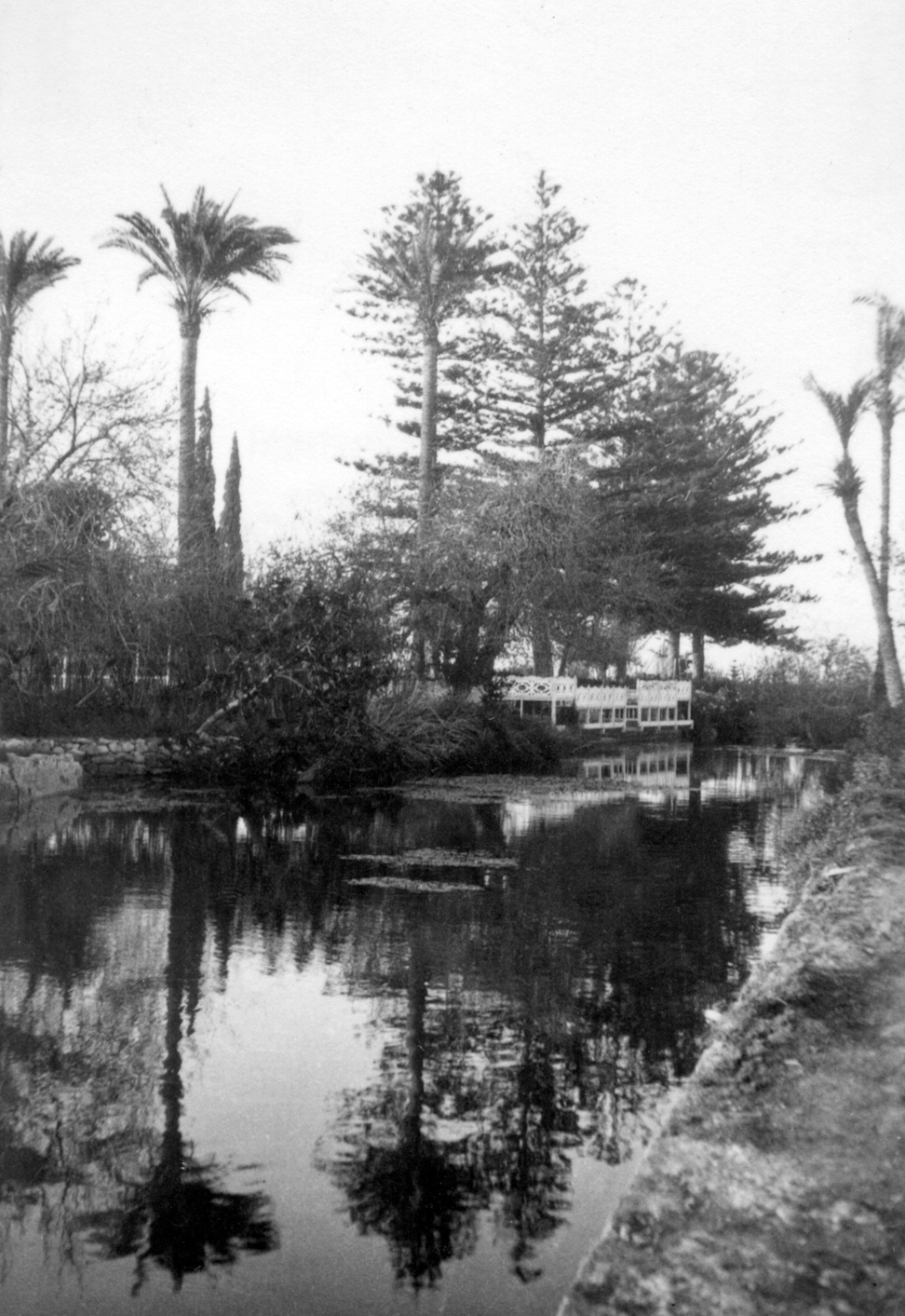 The Riḍván Garden, located outside the city of ‘Akká, was rented by ‘Abdu’l-Bahá in 1875 and prepared for Bahá’u’lláh's use. Bahá’u’lláh visited this garden many times during the latter part of his life, c. 1920