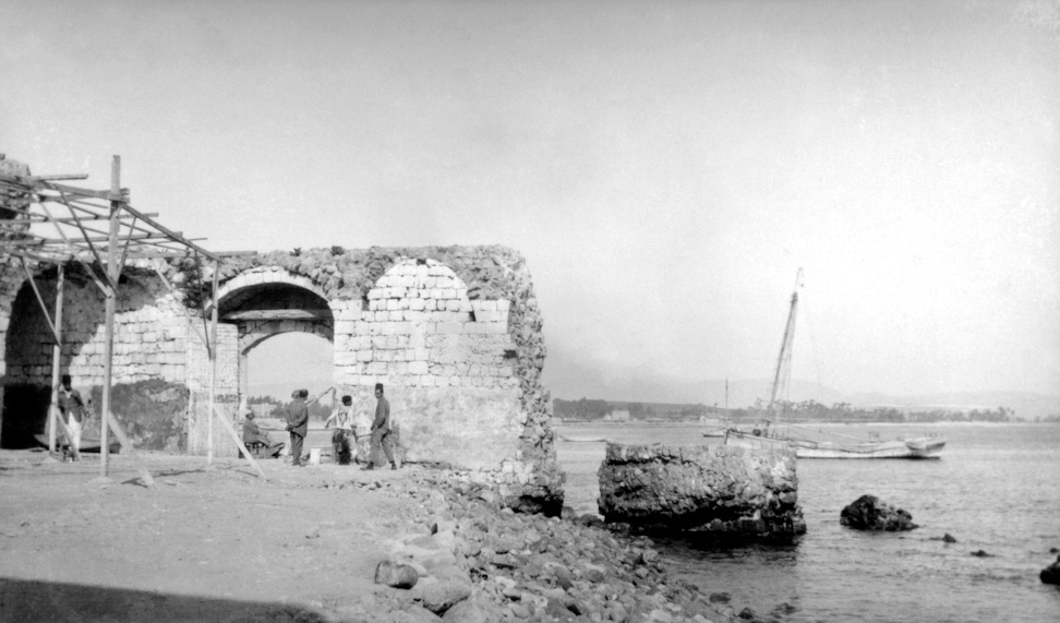 The sea gate where Bahá’u’lláh and His companions entered ‘Akká in 1868
