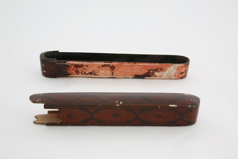 Decorated pen case and pen case insert belonging to Bahá’u’lláh