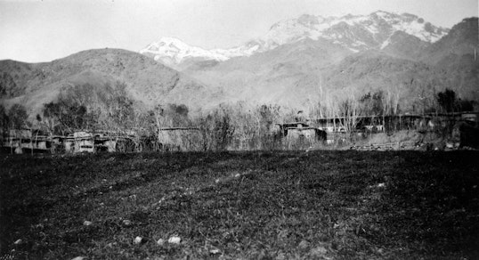 The village of Niyarvaran near Tehran, where Bahá’u’lláh stayed overnight, 1930