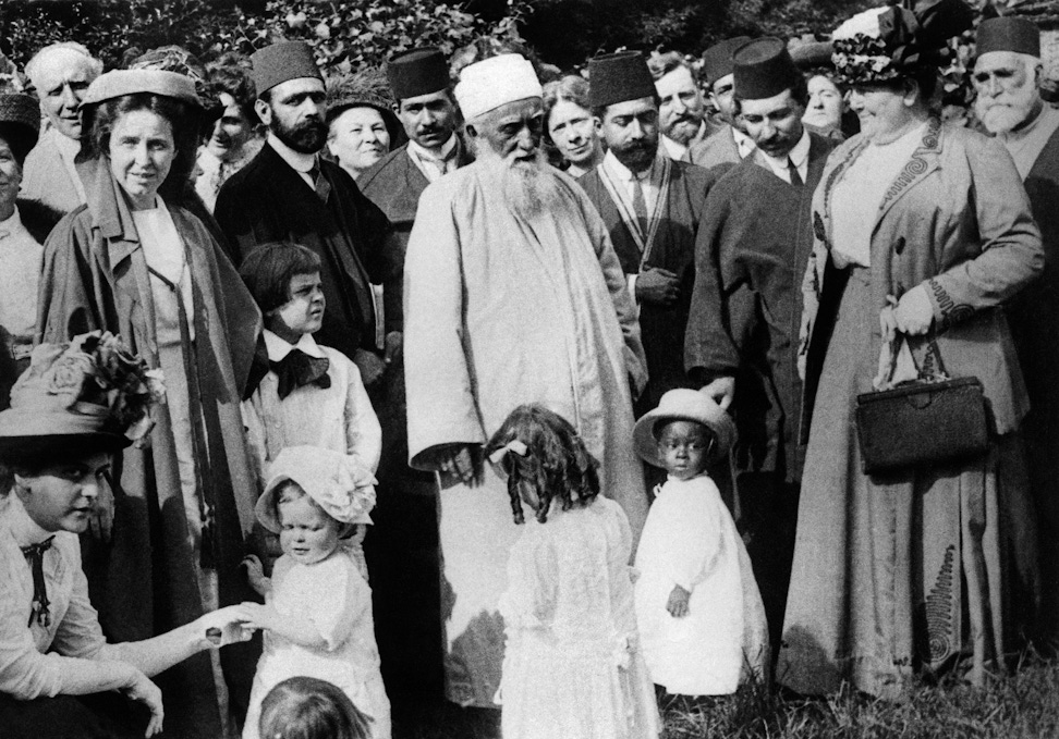 ‘Abdu’l-Bahá with a group of friends in Brooklyn, New York, June 1912