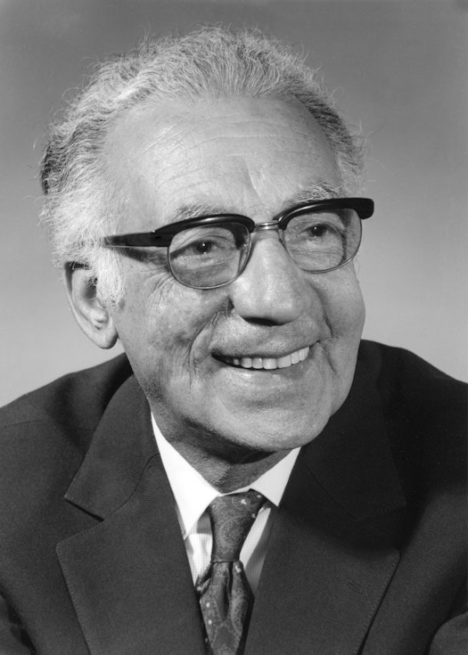`Alí-Akbar Furútan (1905-2003)