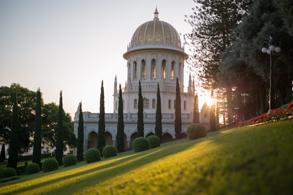 Shrine of the Báb at sunrise