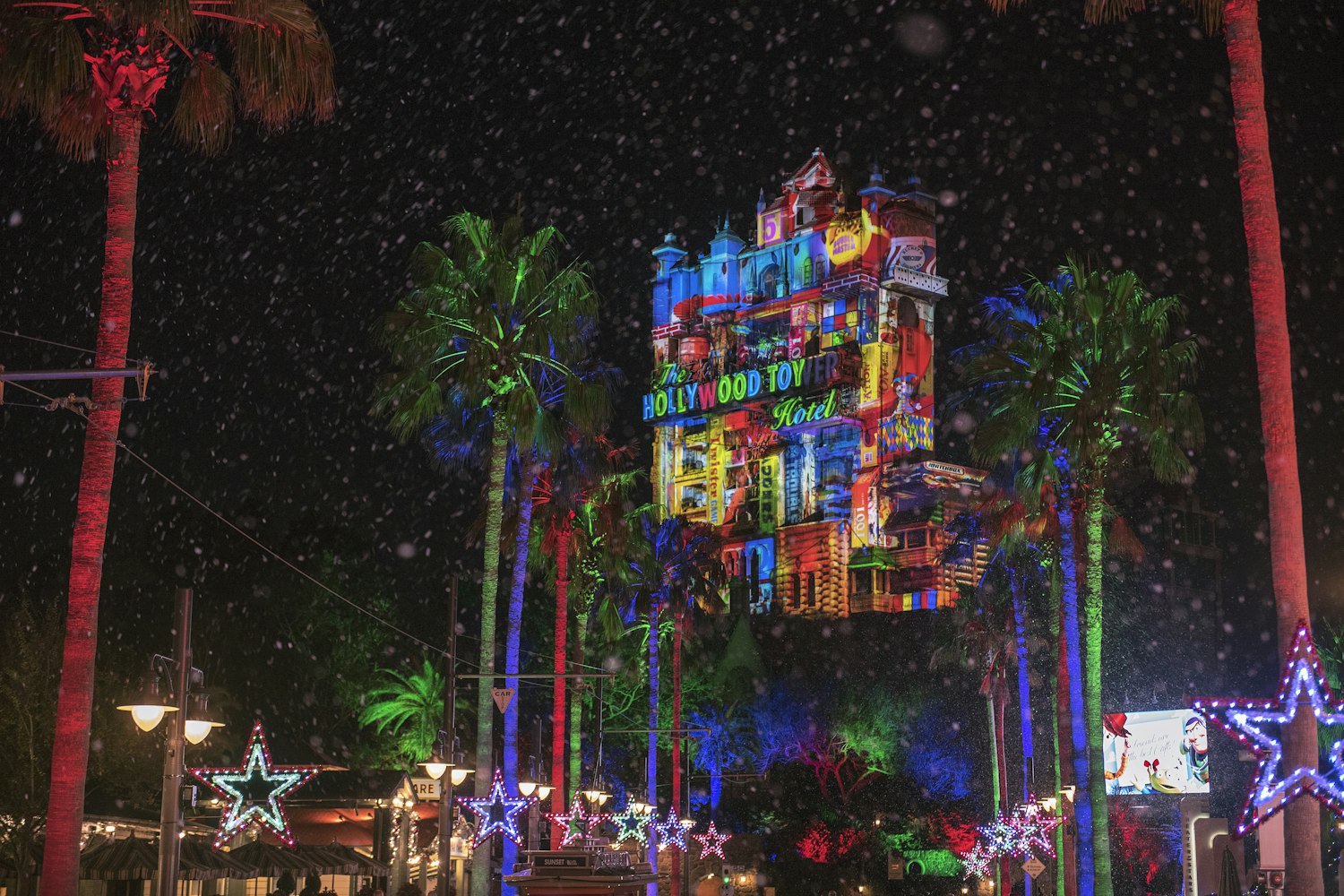 Cover Image for Complete Guide to the Holiday Season at Disney World