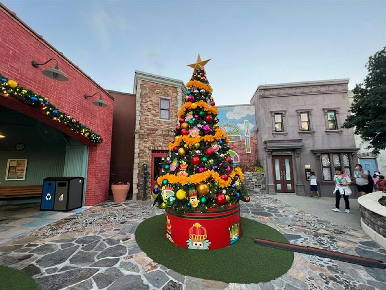 Cover Image for SeaWorld's Christmas Celebration 2023