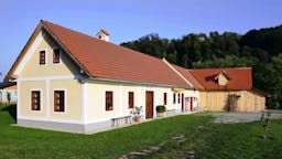 djočanova kmetija