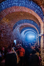 Trojica_samostanska klet