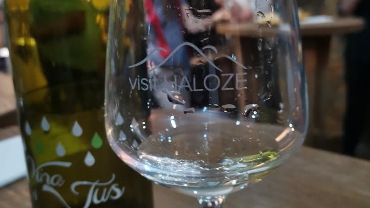 Visit Haloze v kleti kozarec