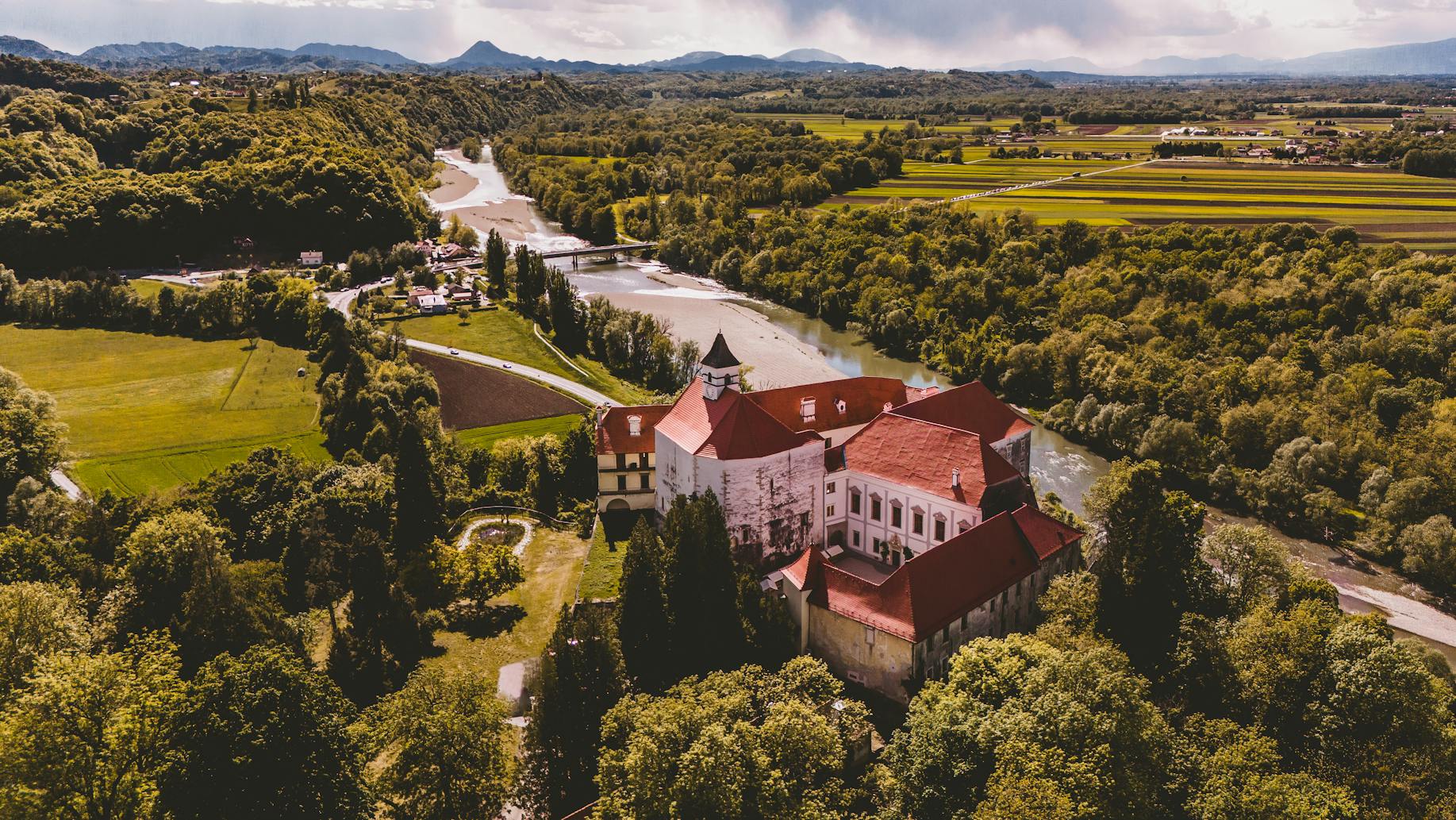 Cirkulane_Grad Borl