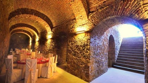 Samostanska klet Frančiškanskega samostana 10