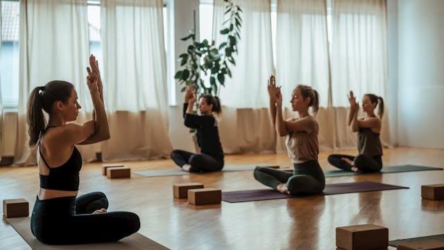 200-urni tečaj za učitelja joge v Mariboru