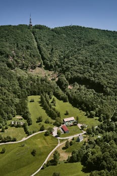 Planinski dom na Boču