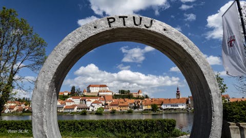 JANE'S WALK (URBANI SPREHOD): PONUDBA V STAREM MESTNEM JEDRU