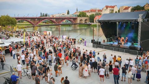 festival-lent-oder-stare-trte-visit-maribor-pohorje-slovenia-slovenijafestival-lent-oder-stare-trte-visit-maribor-pohorje-slovenia-slovenijafestival-lent-oder-stare-trte-visit-mar