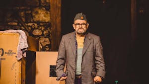 Letni oder Ruše: KRALJ ULICE - Izpoved pokončnega klošarja (Vlado Novak), sočna ulična monokomedija