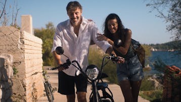 KINO IN VINO: Pozno poleti