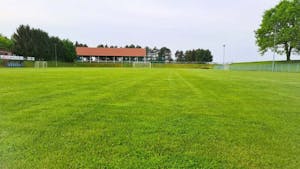 Nogomet nas združuje