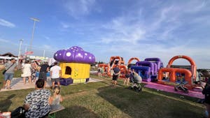 POMAHAJMO POLETJU 2025