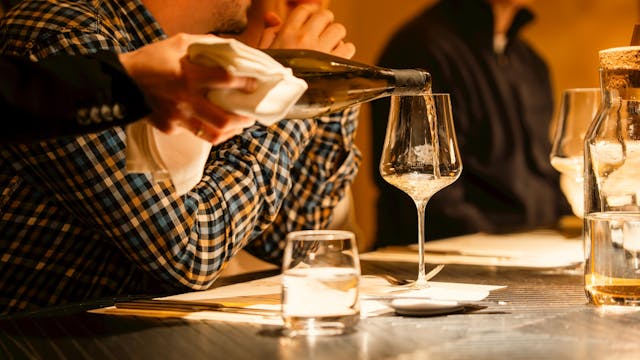 Vinski dialogi: Očetje in sinovi v opusu trte in vina