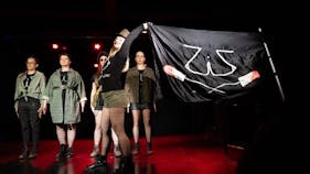 Predfestivalski ZIZ kabaret: Nageljn si láhko zatlačiš veš kam, ne?