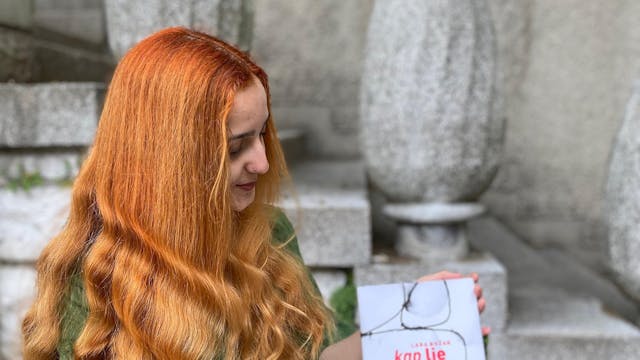 Ožuljeni jezik z Laro Božak