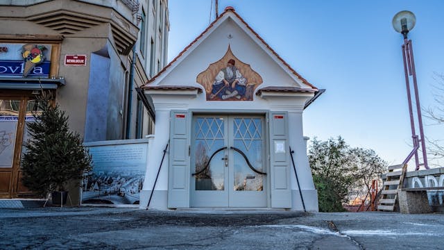 Literarni sprehod: Po mariborskih poteh Josefa Erdmana