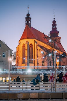 Ptujska-pravljica_Albin-Bezjak_2021