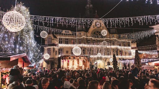 Prižig lučk na Ptuju