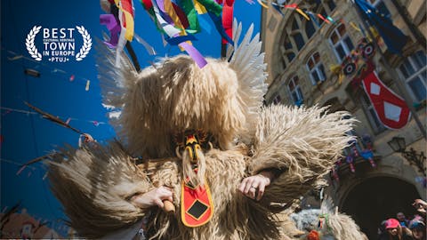 Otvoritvena etno povorka