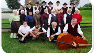 Godci godejo, pevci pojejo