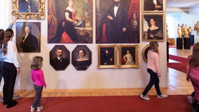 Dneva odprtih vrat in javna vodstva po stalnih razstavah