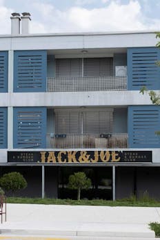 Jack & Joe Steak and Burger Club - CENTER